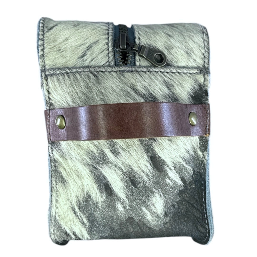 Dopp Kit | Gray Distressed Hair Hide