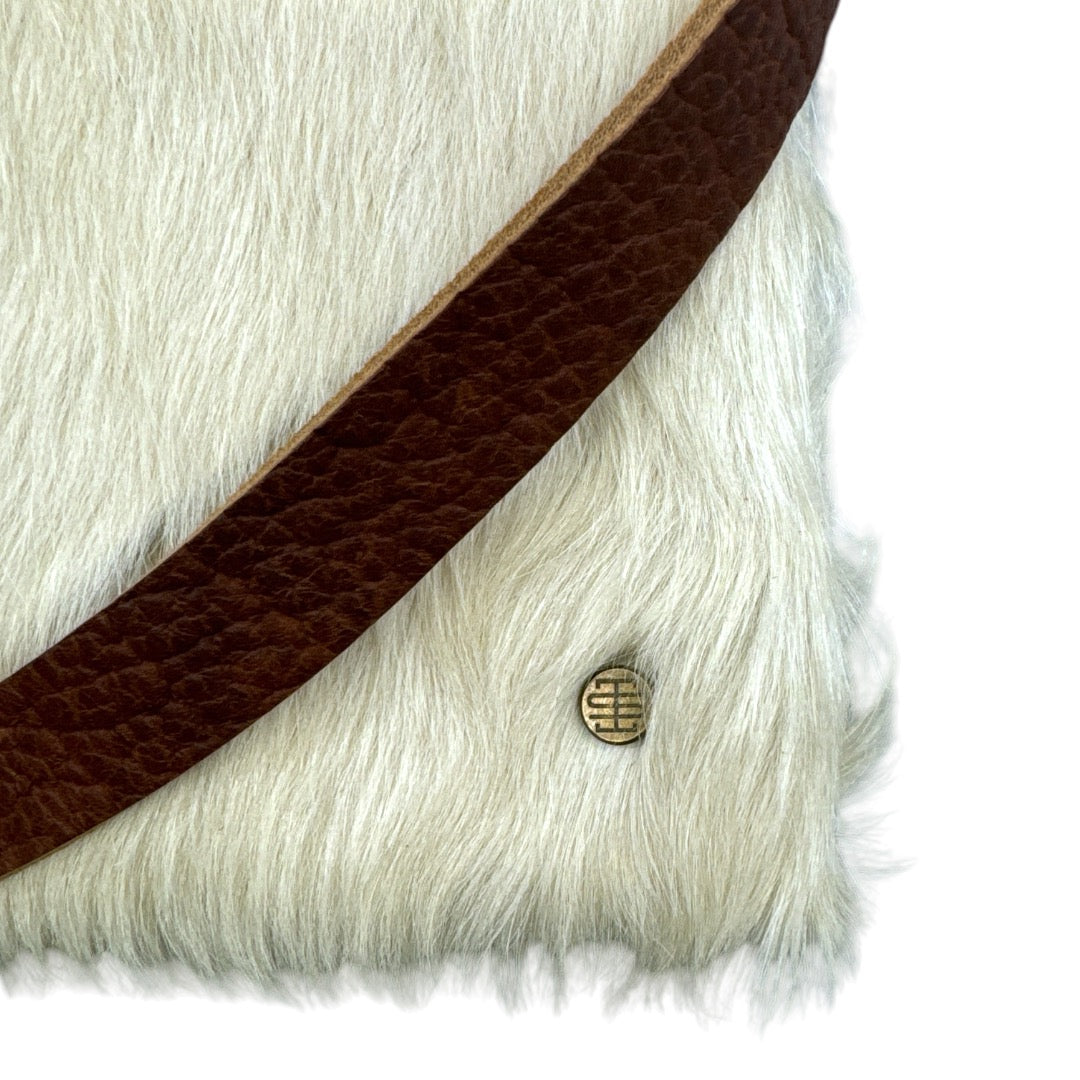 Crossbody | Snow Hair Hide