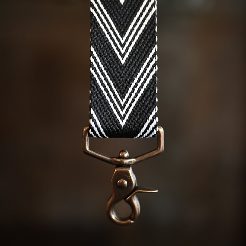 York Strap | Chevron Arrow Black/White